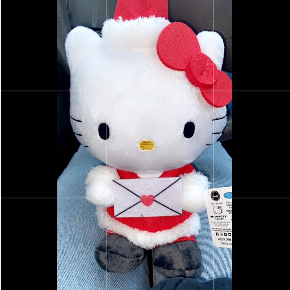 Santa Hello Kitty plush